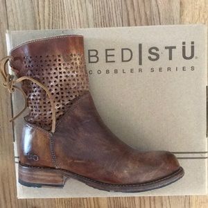 Leather booties. Size7